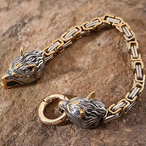 New! MEN'S Siver & Gold Byzantine Chain with Double Wolf Head Bracelet. 8" - Picture 3 of 9